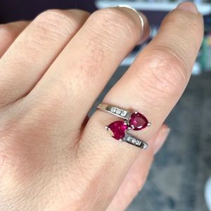 White gold, diamond, ruby ring 10k
